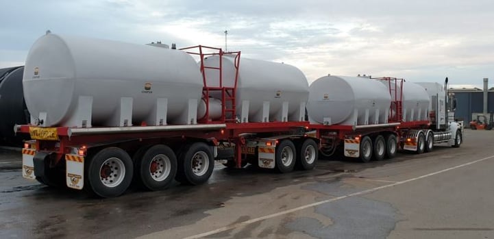 4 x 12500-litre fertiliser cartage tanks